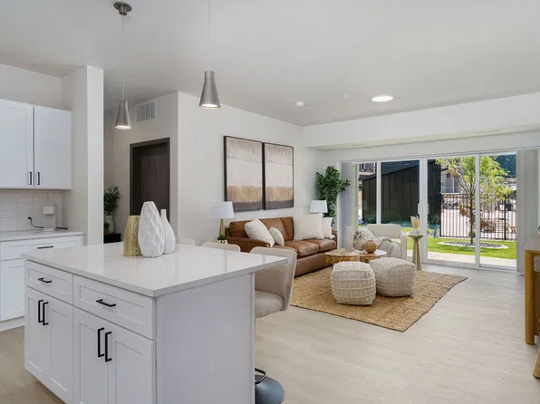 The Vistas Apartments at Beacon Hill