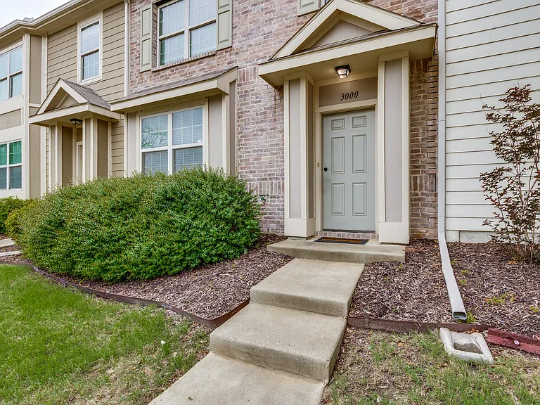 3000 Peyton Brook Dr — Photo 1