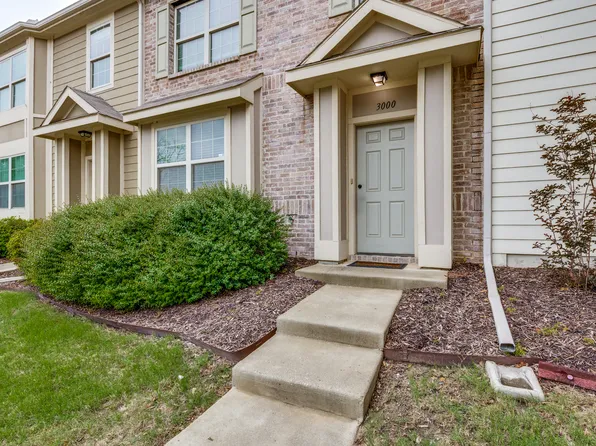 3000 Peyton Brook Dr, Fort Worth, TX 76137