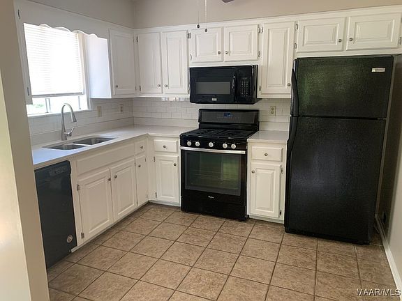 5th image of 953 N Burbank Dr
