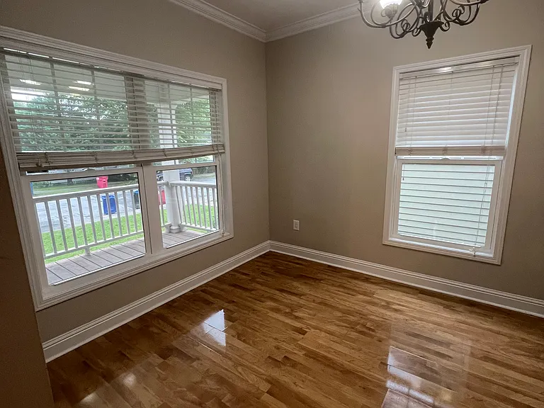 1215 Ross St — Photo 5