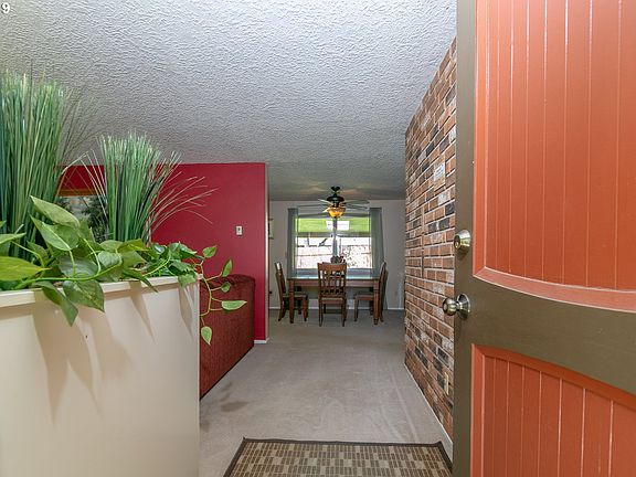 3rd image of 4814 NE 64th Ave