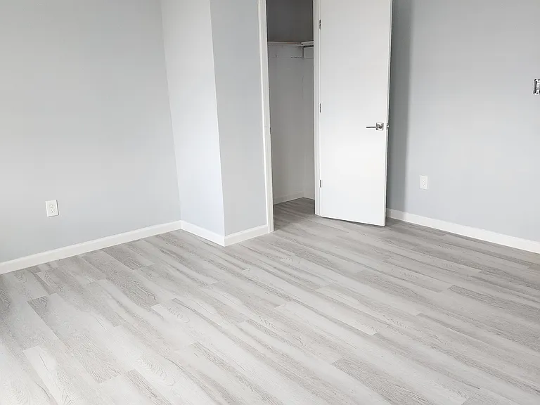 33 Saint Josephs Ave #3-F — Photo 8