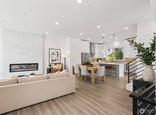 18809 99th Pl NE #C, Bothell, WA 98011