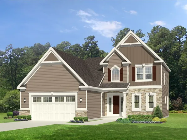 7635 Fairway Dr, Sodus, NY 14551