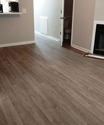 2nd image of 100 Tamara Ln #A