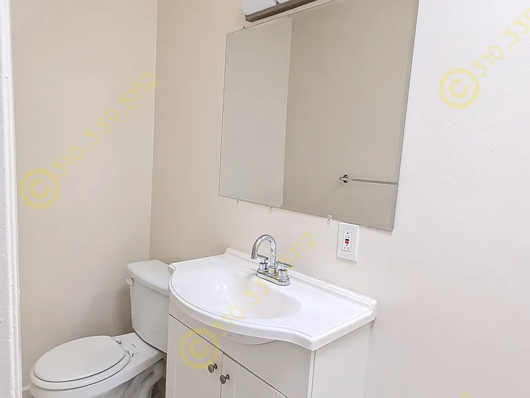 3302 Cardiff Ave #6 — Photo 17