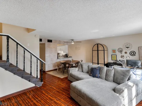 4060 Gold Coast Dr, Las Vegas, NV 89121