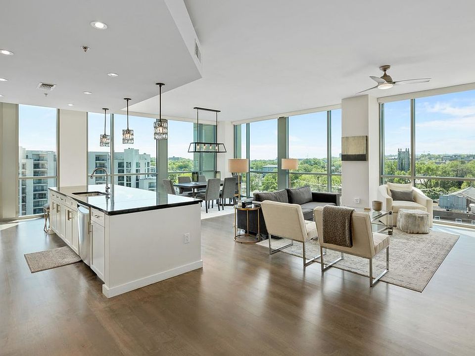 1st image of 900 20th Ave S APT 902