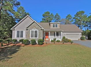 4 Monmouth Ct, Pinehurst, NC 28374