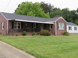 224 Baptist Dr, King, NC 27021