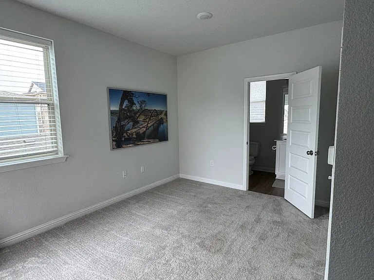 7404 Madonna Dr — Photo 8