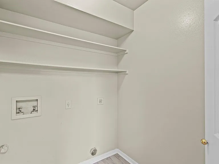 105 Green Isle Ave #120 — Photo 17