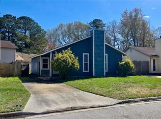 1114 Tall Oak Dr, Virginia Beach, VA 23462