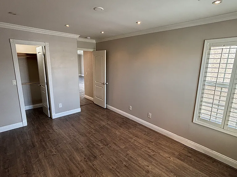2529 E Bluefield Ave — Photo 17