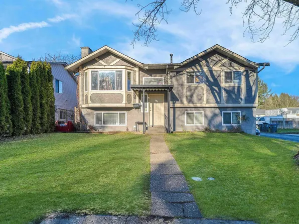 13971 89th Ave, Surrey, BC V3V 7G9