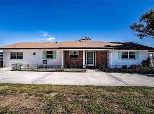 202 Lake Howard Dr NW, Winter Haven, FL 33880