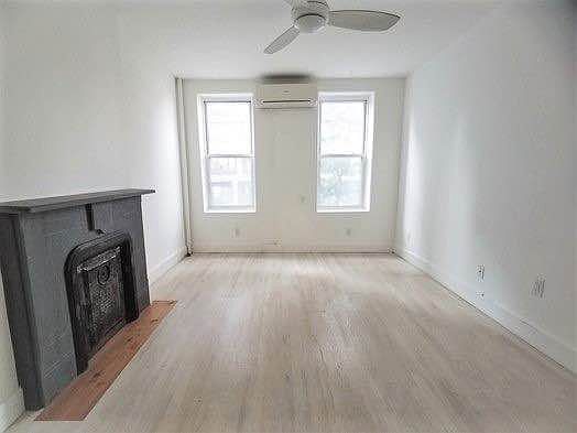 2nd image of 567 Vanderbilt Ave APT 2R