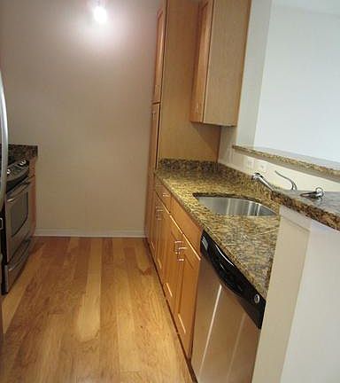 4th image of 2200 N Westmoreland St Unit 222