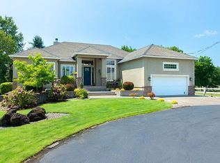 180 Akin Ln, Roseburg, OR 97471