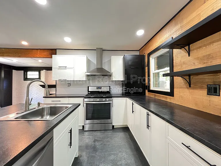 2170 Beech Valley Dr SE — Photo 13