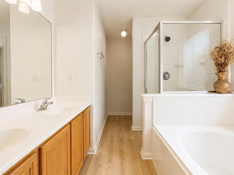 17218 Blushing Pear Ct — Photo 6