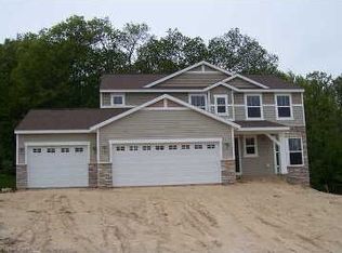 2631 Atwater Hills Dr NE, Grand Rapids, MI 49525