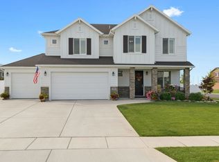 2283 W Shorebird Cir, Farmington, UT 84025