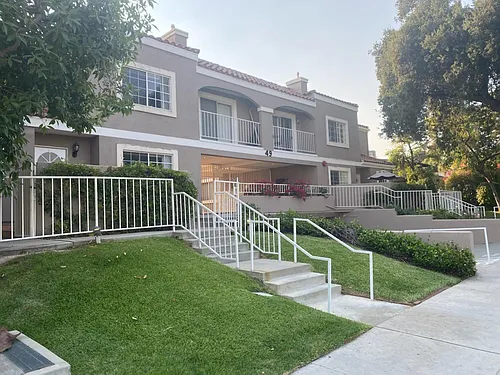 49 N Parkwood Ave #103 Photo 1