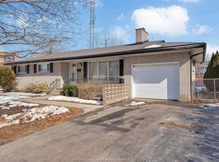 328 Isack Dr, Windsor, ON N8S 3V8