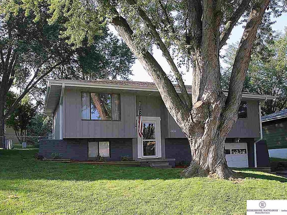 1st image of 13839 West Cir