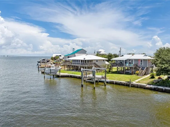 321 Port Royal St, Dauphin Island, AL 36528