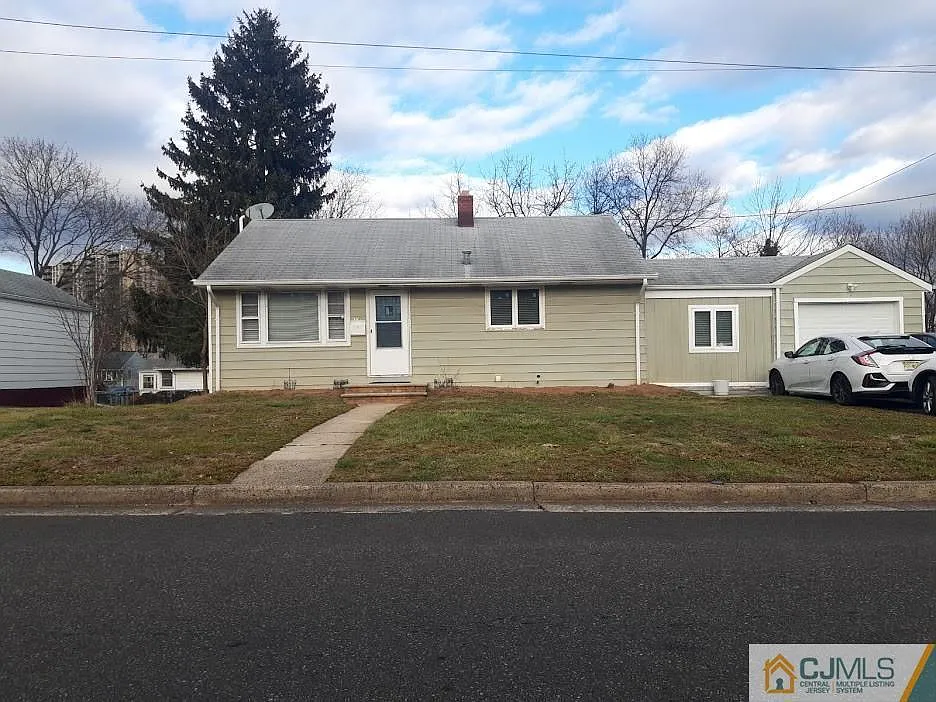 113 Dayton Ave photo 1