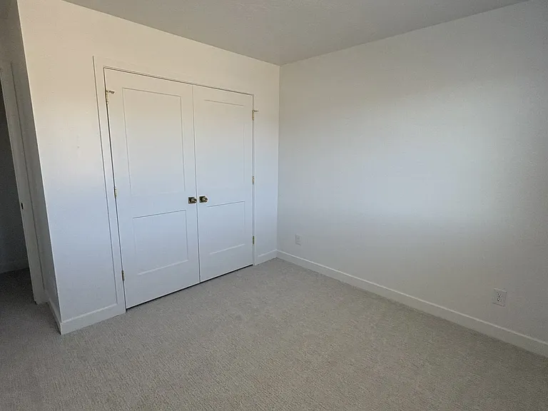 1220 N 275 W — Photo 23