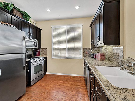 5th image of 26507 Big Horn Way
