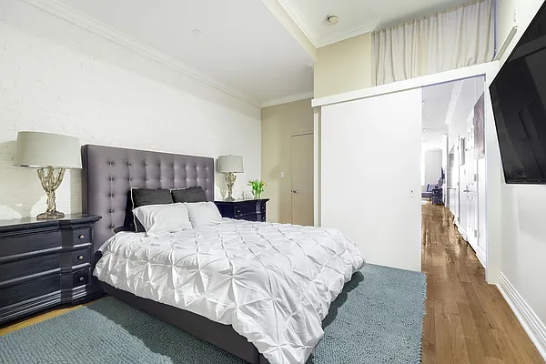 Sold by Compass | media 4