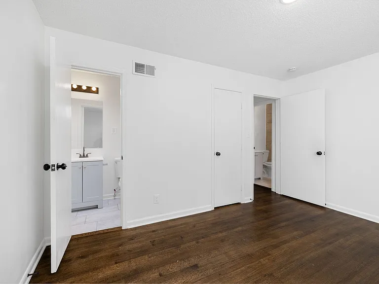 1860 Brookhaven Dr — Photo 20