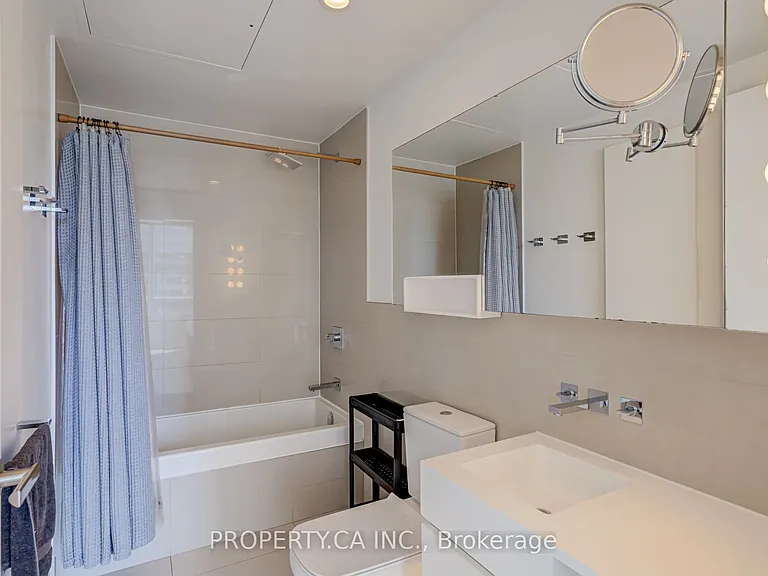 45 Charles St E #502 — Photo 24