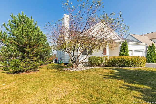 1st image of 378 W Winchester Dr