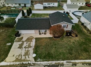 315 Meadow Ln, Sandusky, OH 44870