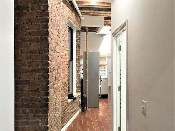 2nd image of 223 Madison St APT 1