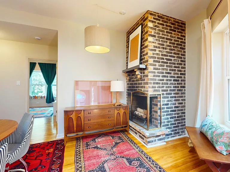 2947 N Sheffield Ave #3 — Photo 4