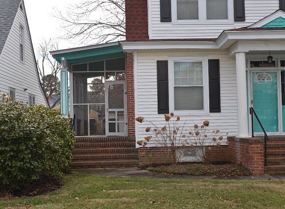 2nd image of 214 Madison Ave