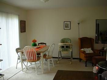 4th image of 1370 Bayshore Ct