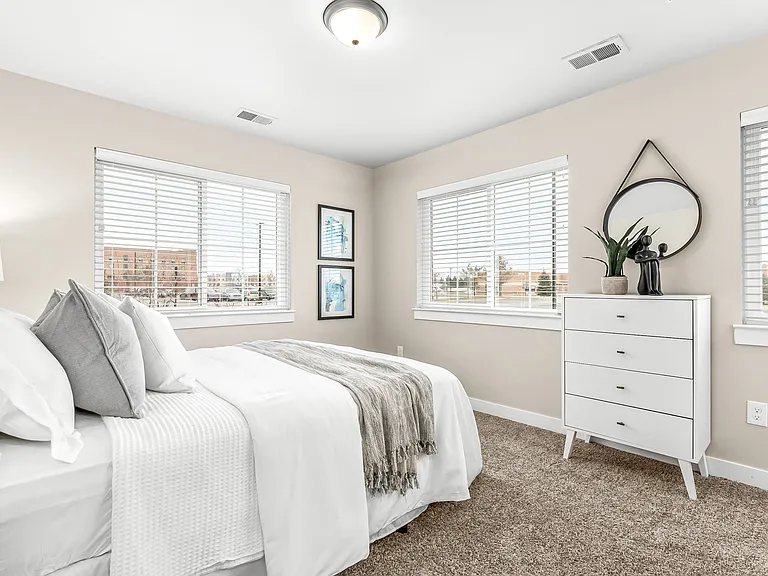 The Residence at Chesterfield Corners — Photo 5