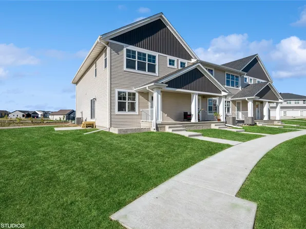 2335 Roycroft Aly, Marion, IA 52302