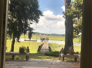 126 Grays Creek Dr, Savannah, GA 31410