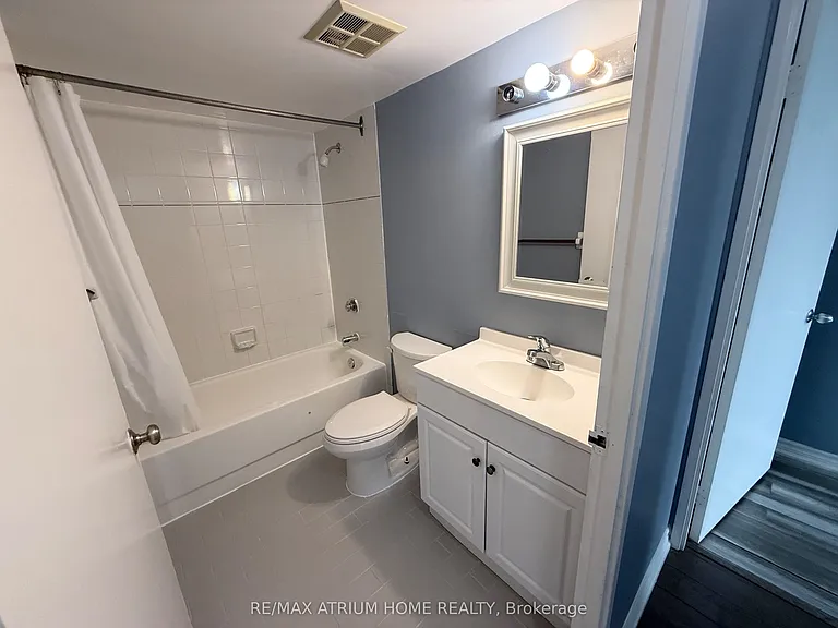 3050 Ellesmere Rd #1604 — Photo 9