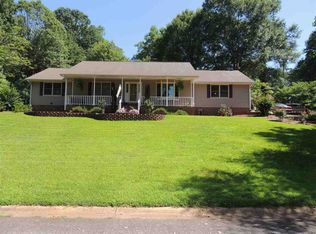 230 Waterford Dr, Inman, SC 29349