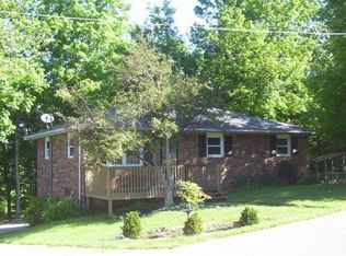 370 E Apache Trl, North Vernon, IN 47265